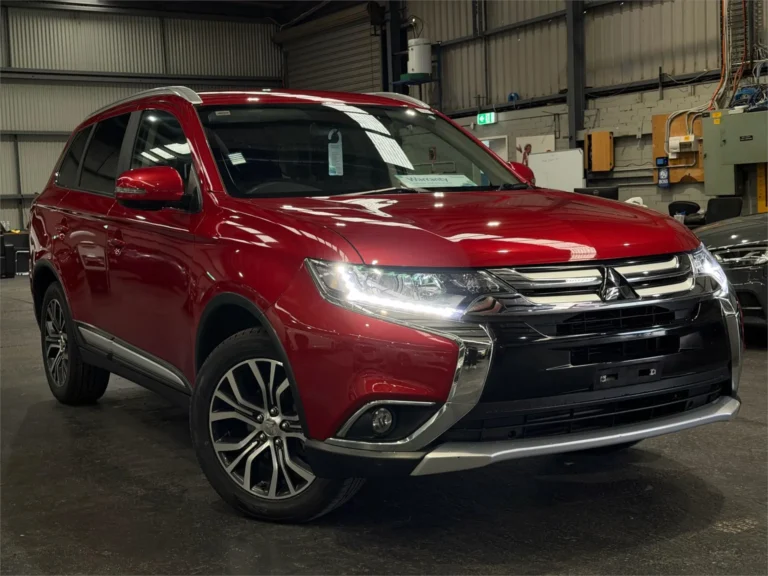Red Diamond 2018 Mitsubishi Outlander LS ZL