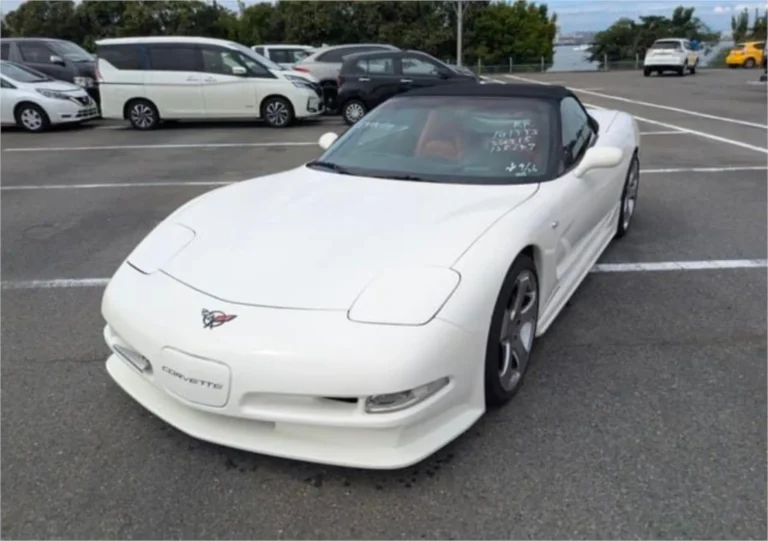White 2001 Chevrolet Corvette C5