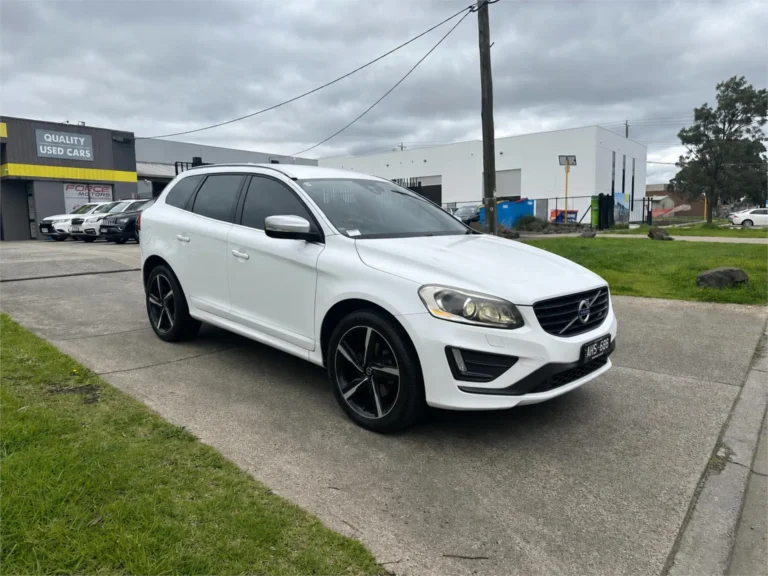 White 2015 Volvo XC60 D5 R-Design DZ