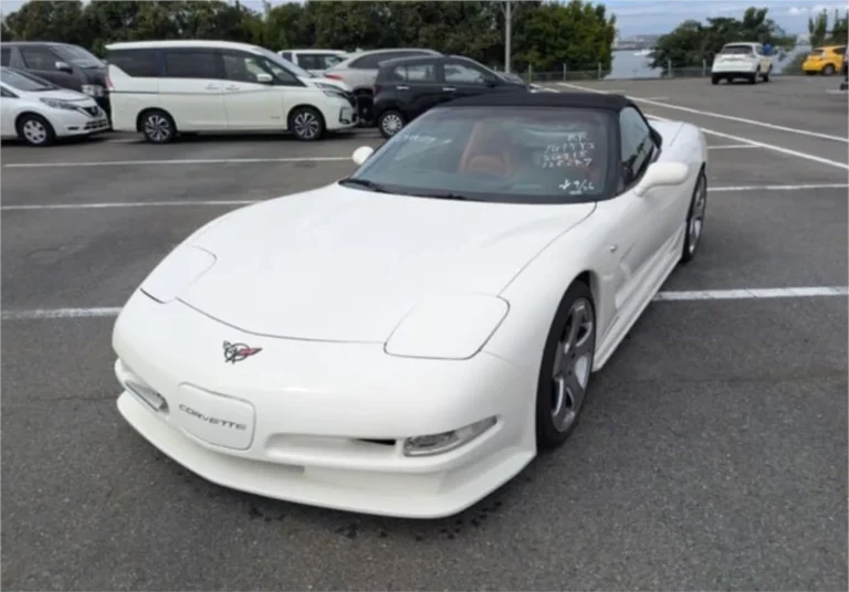 White 2001 Chevrolet Corvette C5
